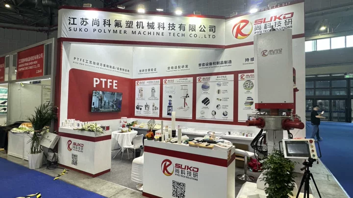 CHINAPLAS 2026 | 第三天：PTFE制品持续受关注(图3)